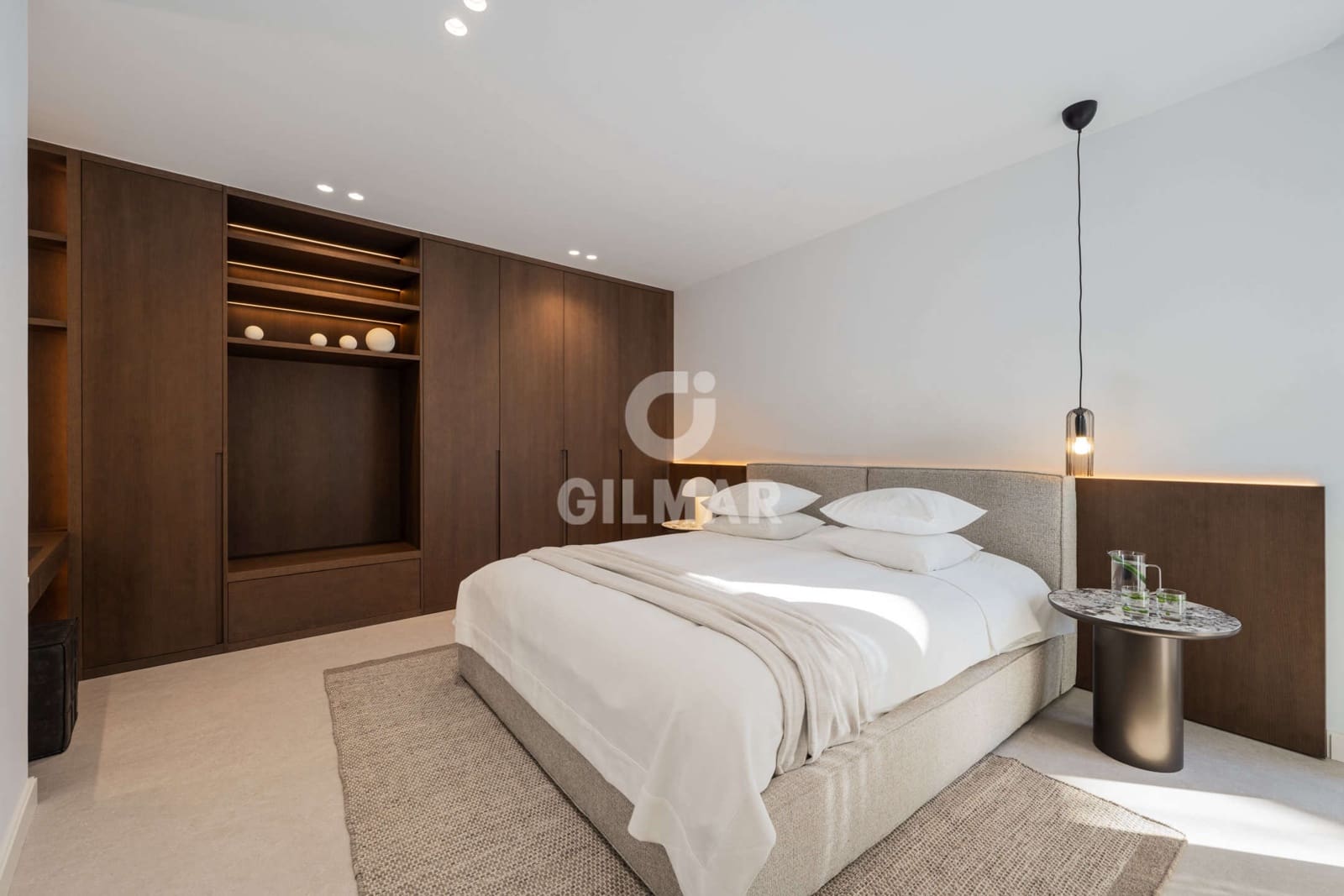 4 sovrum Semi-fristående Villa till salu i Golden Mile med pool garage - 3 950 000 € (Ref: 9629414)