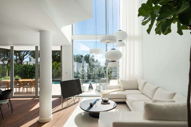 4 bedroom Semi-detached Villa for sale in Sierra Blanca, Marbella with pool garage - € 3,950,000 (Ref: 9629414)