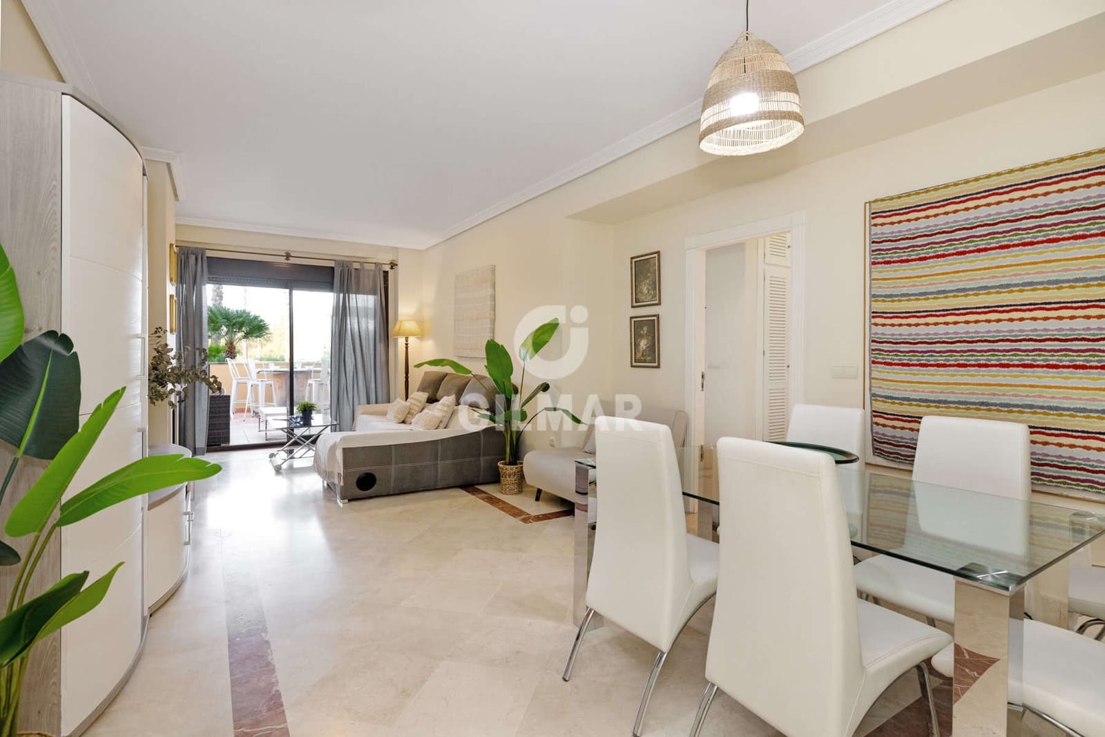 2 soverom Leilighet til salgs i Sotogrande med svømmebasseng garasje - € 525 000 (Ref: 9630586)