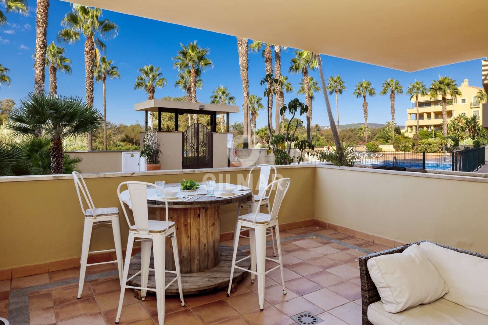 2 soverom Leilighet til salgs i Sotogrande med svømmebasseng garasje - € 525 000 (Ref: 9630586)