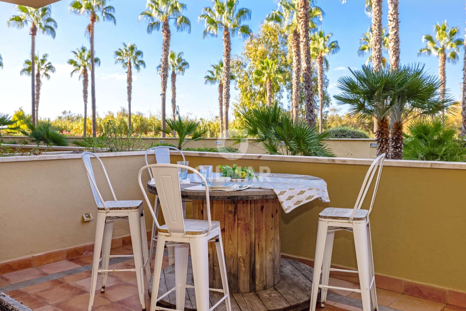 2 soverom Leilighet til salgs i Sotogrande med svømmebasseng garasje - € 525 000 (Ref: 9630586)