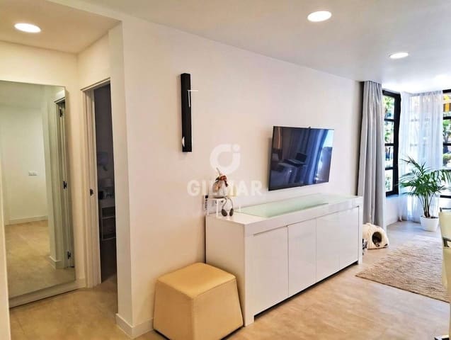 2 sypialnia Mieszkanie na sprzedaż w Playa de las Americas, Arona z basenem - 530 000 € (Ref: 9631847)