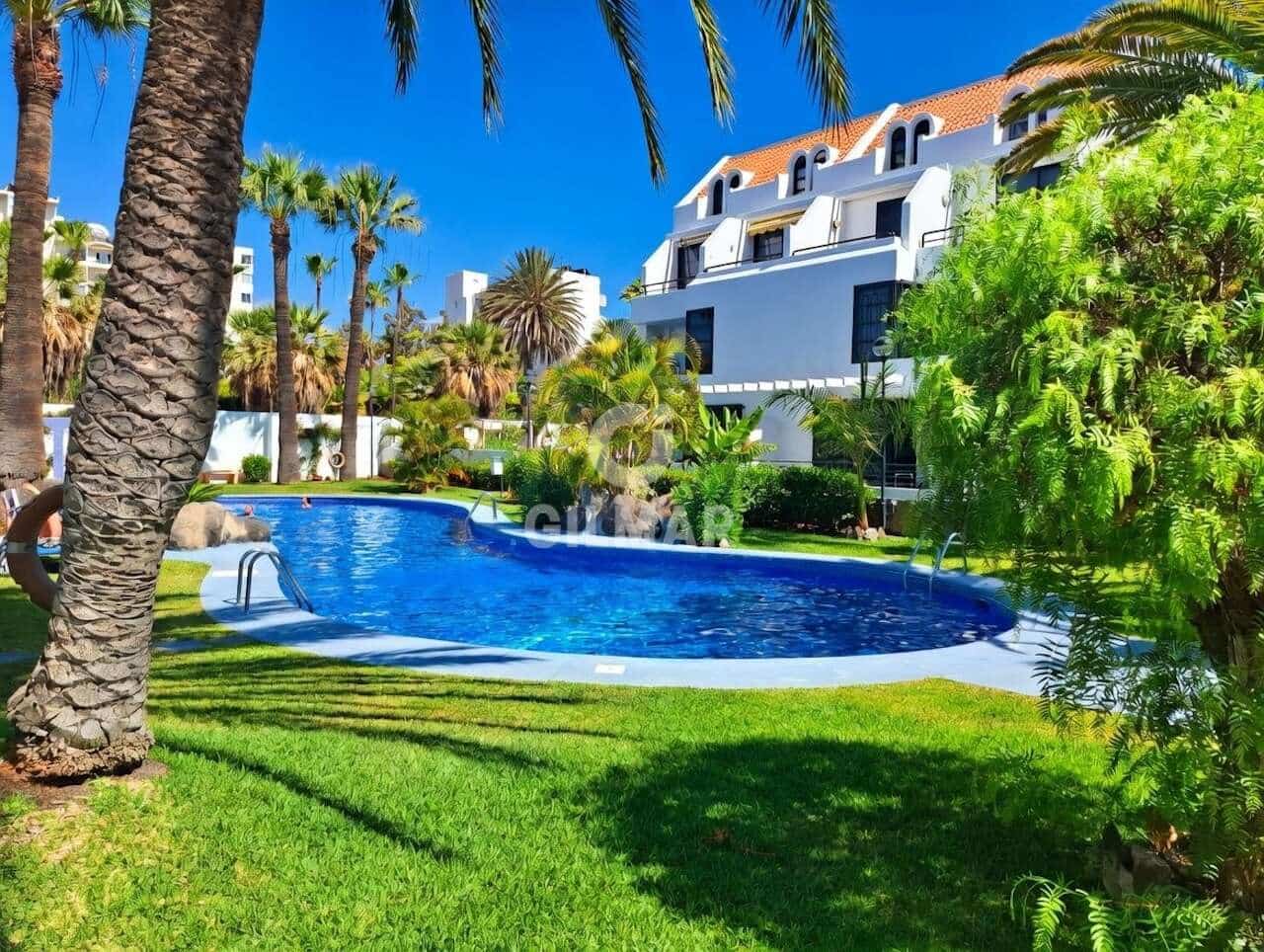 2 bedroom Flat for sale in Playa de las Americas with pool - € 530,000 (Ref: 9631847)