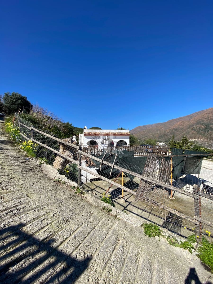 Chalet de 8 habitaciones en Estepona en venta con piscina - 1.170.000 € (Ref: 9635165)