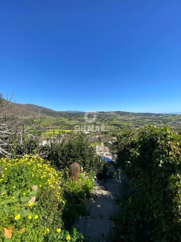 8 makuuhuone Huvila myytävänä paikassa Altos de Estepona, Estepona mukana uima-altaan - 1 170 000 € (Ref: 9635165)