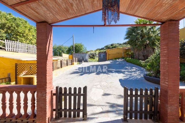 8 chambre Villa/Maison à vendre à Altos de Estepona, Estepona avec piscine - 1 170 000 € (Ref: 9635165)