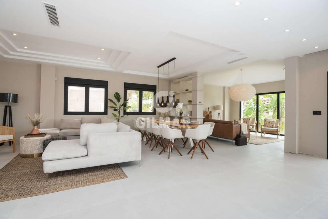 Chalet de 8 habitaciones en Elviria en venta con piscina garaje - 3.790.000 € (Ref: 9635167)