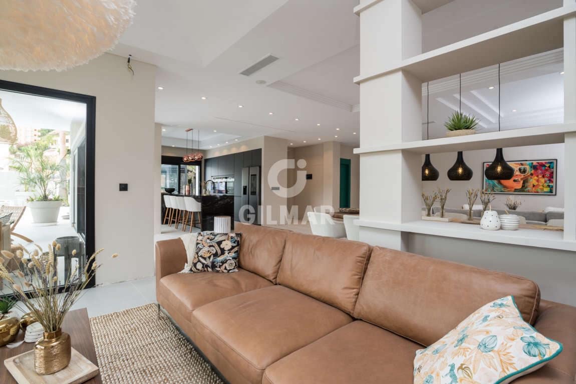 Chalet de 8 habitaciones en Elviria en venta con piscina garaje - 3.790.000 € (Ref: 9635167)