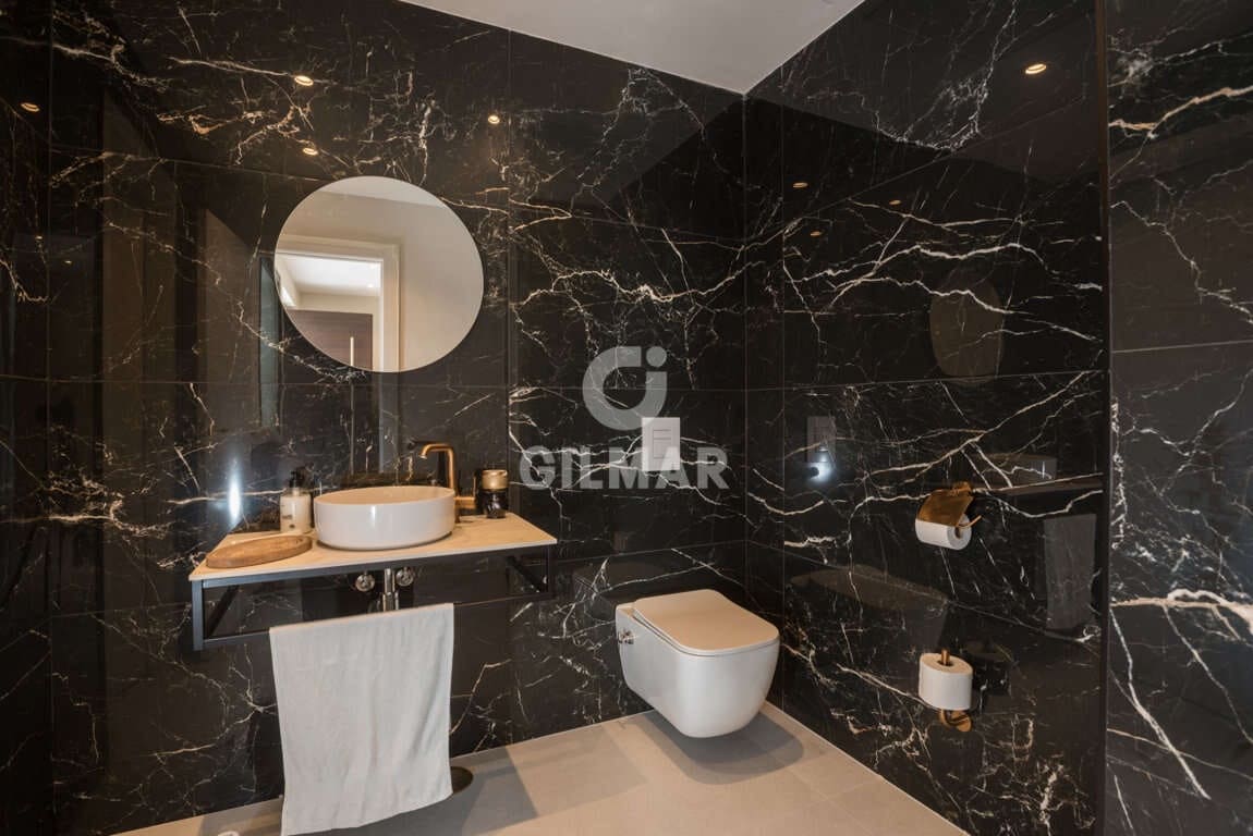 Chalet de 8 habitaciones en Elviria en venta con piscina garaje - 3.790.000 € (Ref: 9635167)