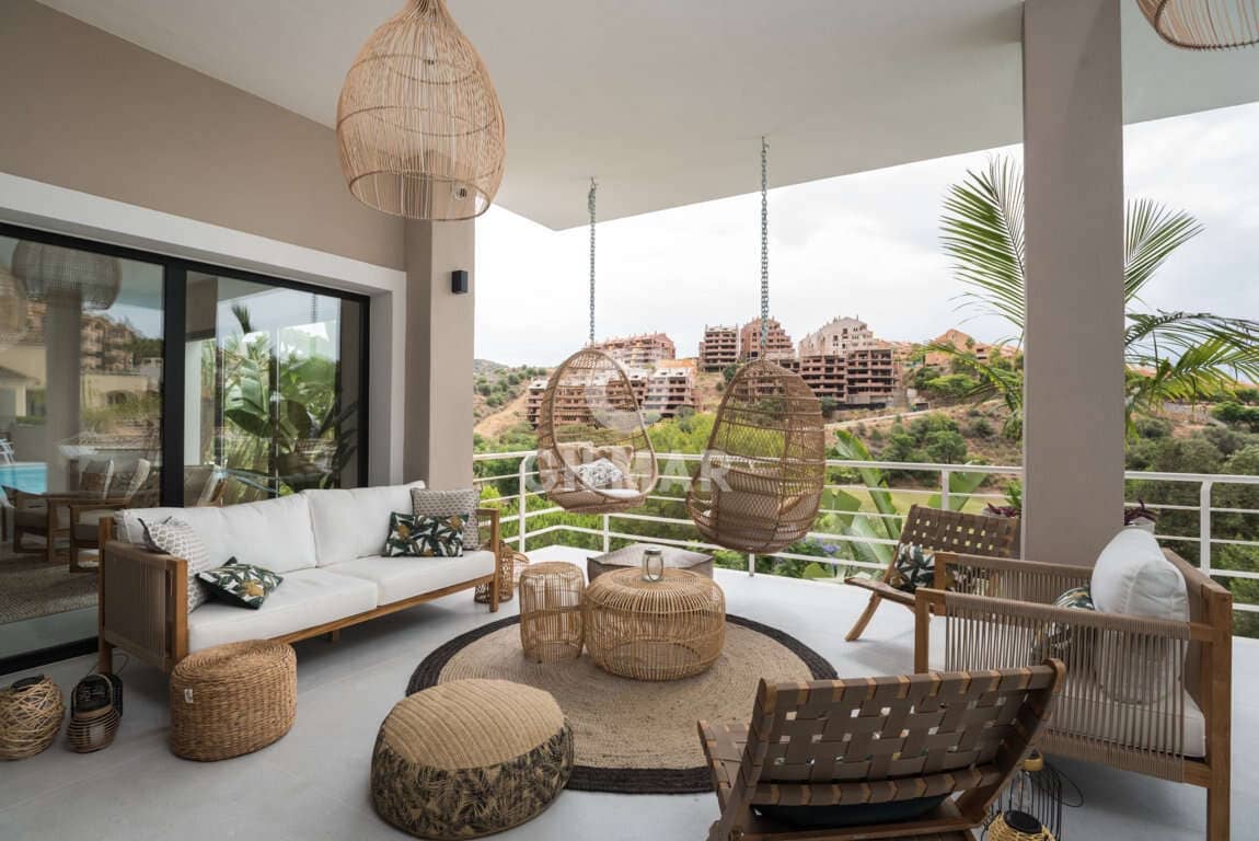 Chalet de 8 habitaciones en Elviria en venta con piscina garaje - 3.790.000 € (Ref: 9635167)