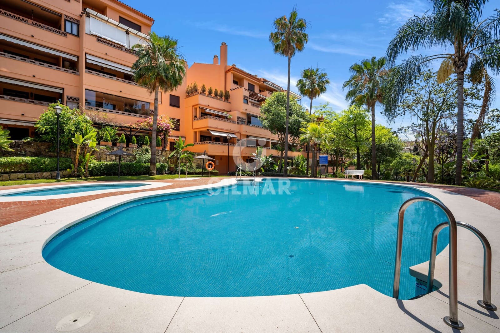 1 makuuhuone Asunto myytävänä paikassa Golden Mile mukana uima-altaan 
autotalli - 365 000 € (Ref: 9635170)