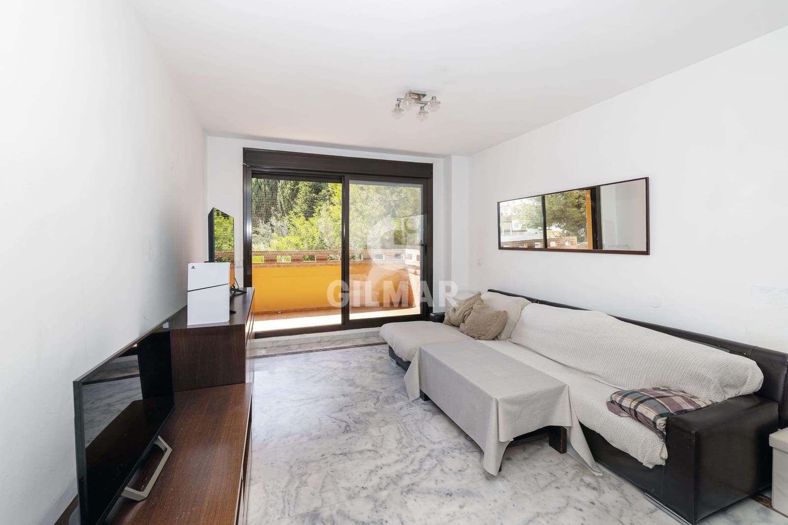 1 makuuhuone Asunto myytävänä paikassa Golden Mile mukana uima-altaan 
autotalli - 365 000 € (Ref: 9635170)