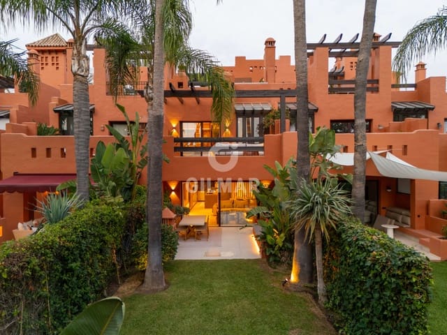 4 sovrum Radhus till salu i Lomas De Marbella, Marbella med pool garage - 2 150 000 € (Ref: 9638036)