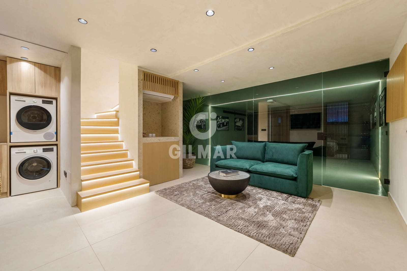 4 sovrum Radhus till salu i Golden Mile med pool garage - 2 150 000 € (Ref: 9638036)