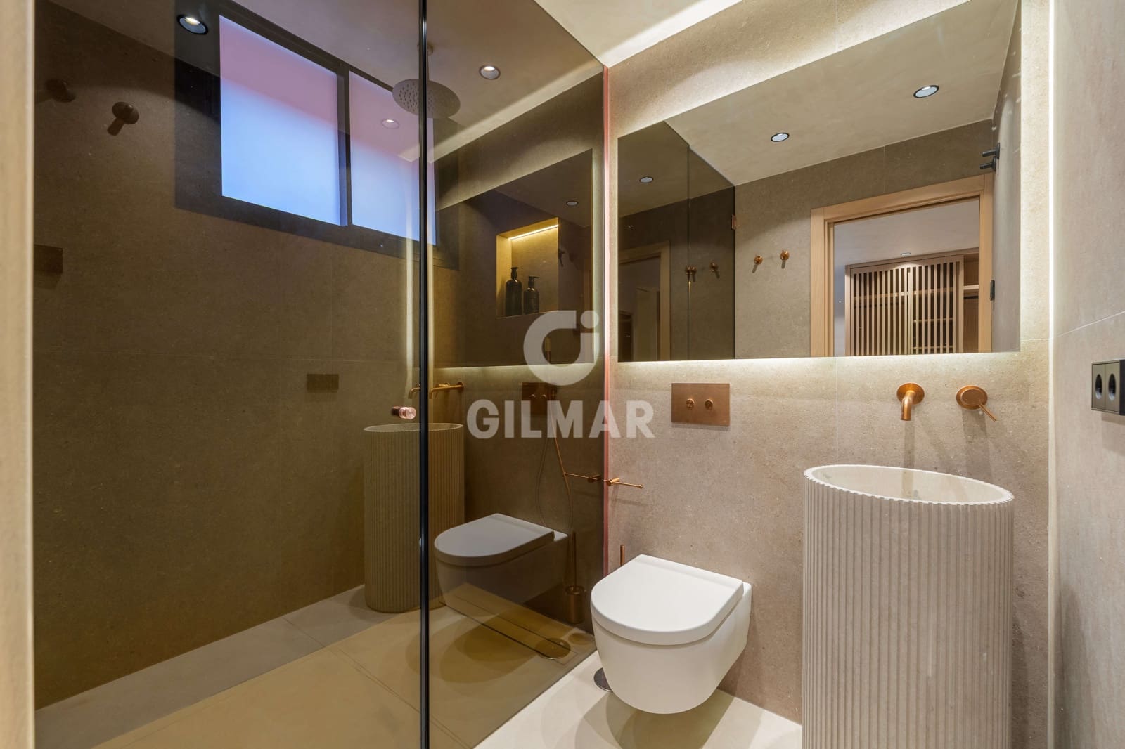 4 sovrum Radhus till salu i Golden Mile med pool garage - 2 150 000 € (Ref: 9638036)