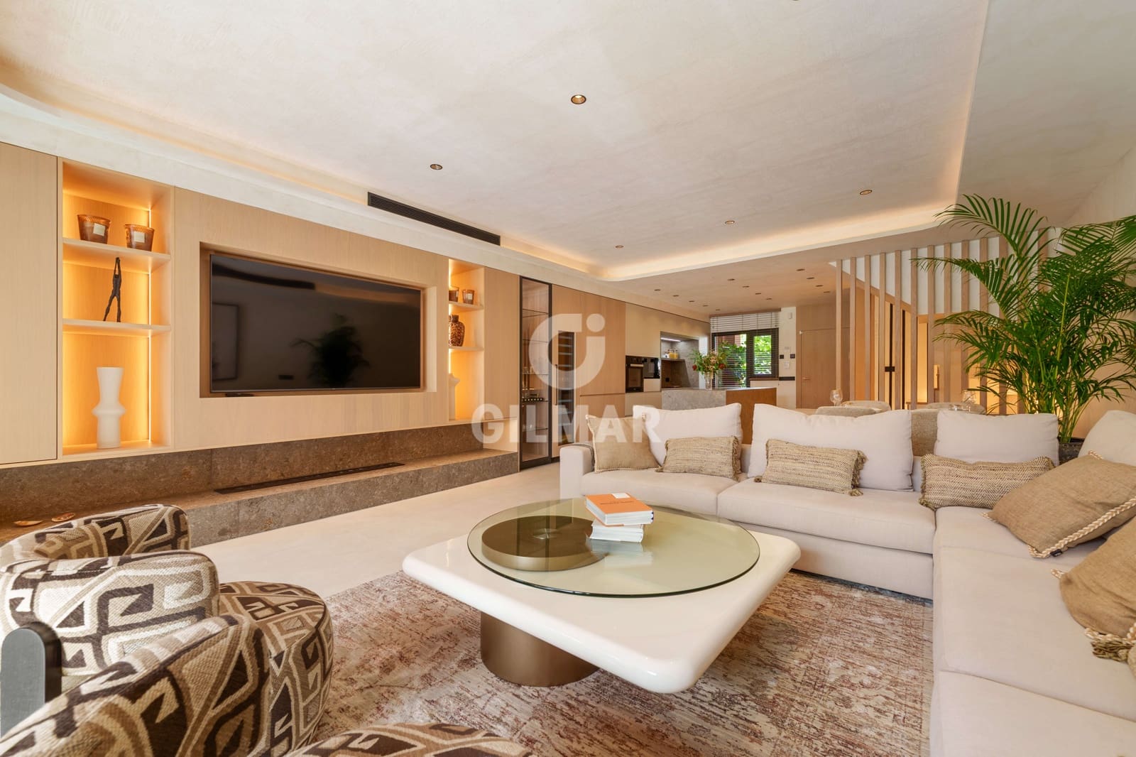 4 sovrum Radhus till salu i Golden Mile med pool garage - 2 150 000 € (Ref: 9638036)