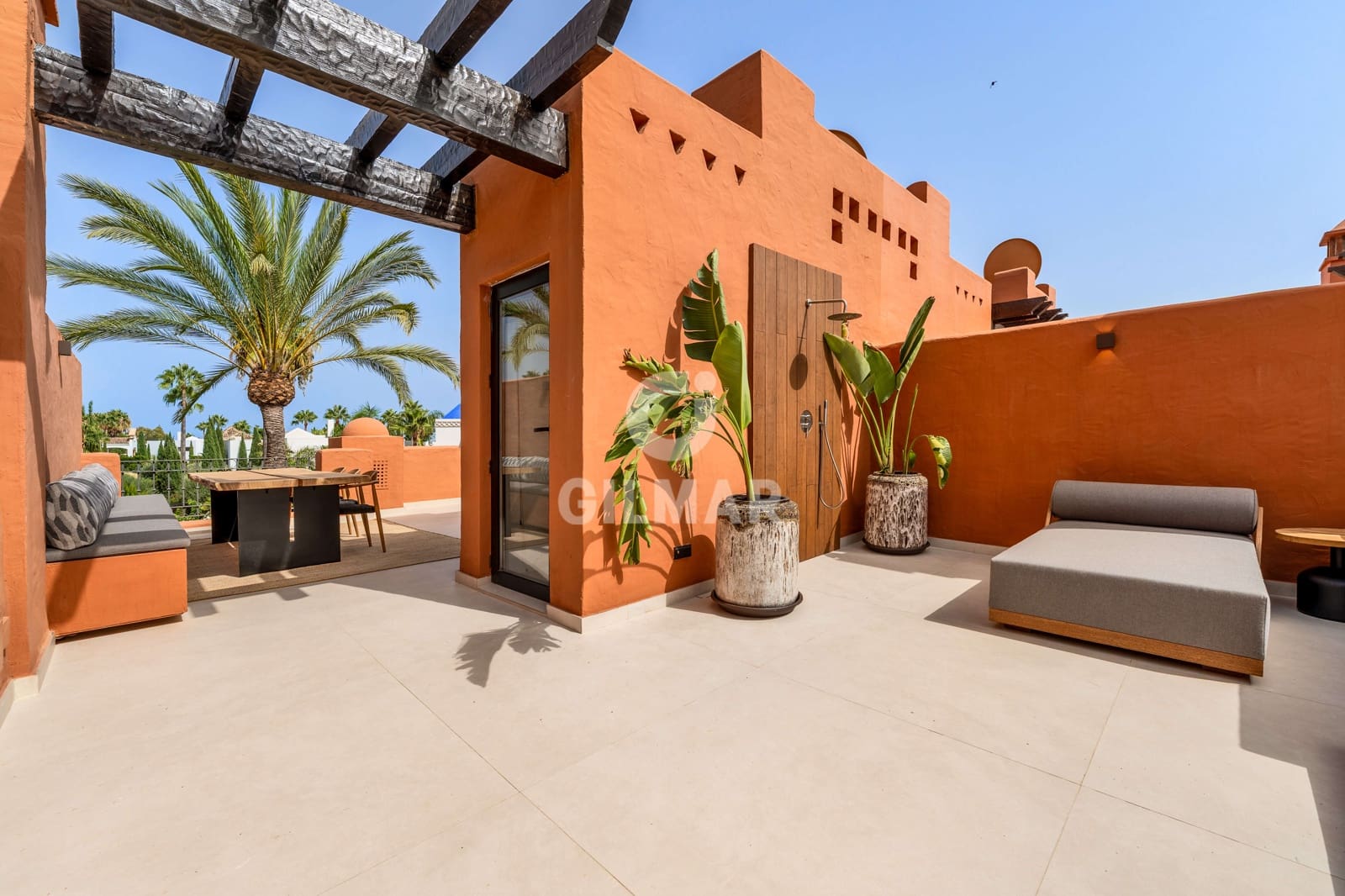 4 sovrum Radhus till salu i Golden Mile med pool garage - 2 150 000 € (Ref: 9638036)