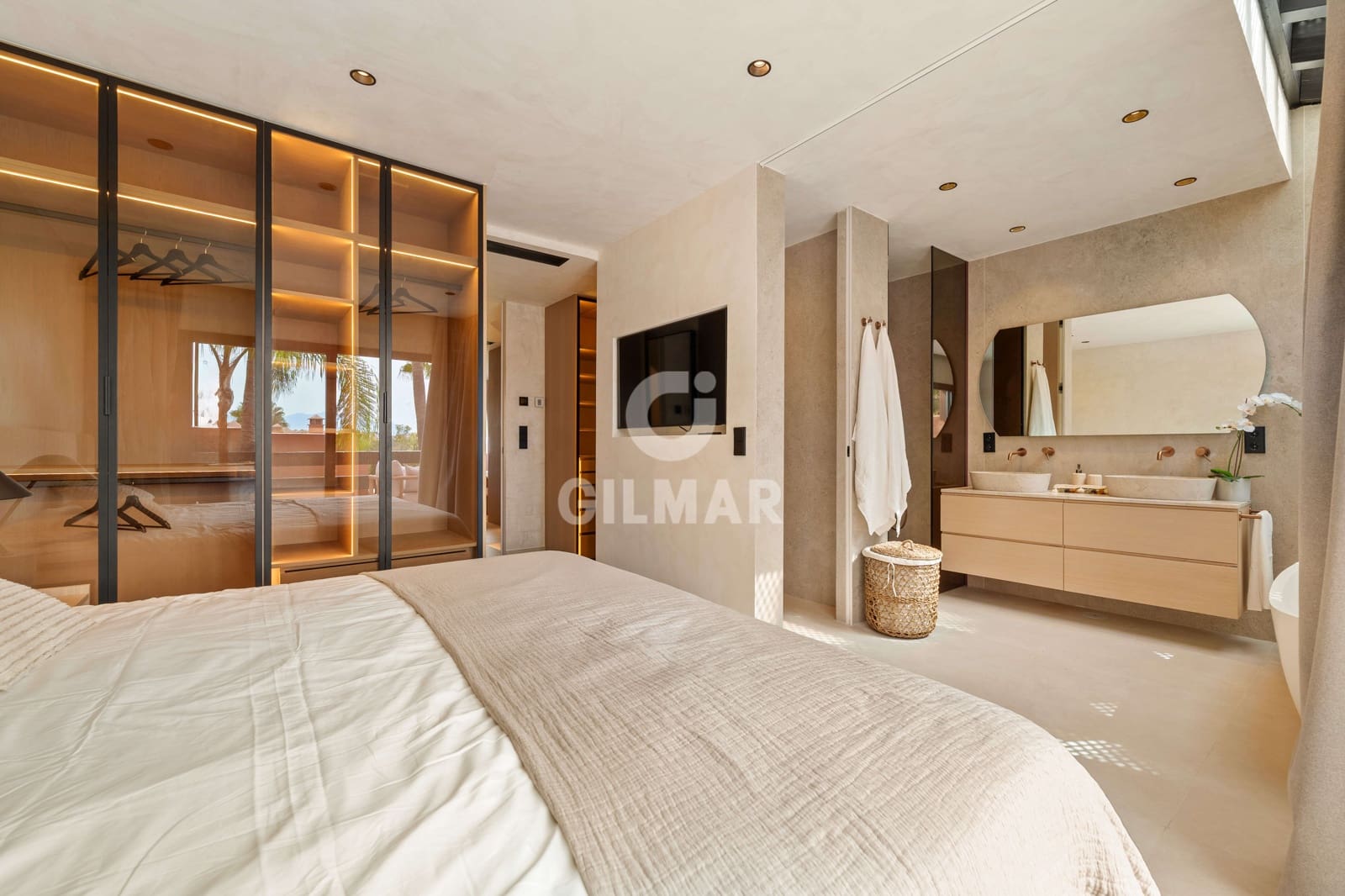 4 sovrum Radhus till salu i Golden Mile med pool garage - 2 150 000 € (Ref: 9638036)