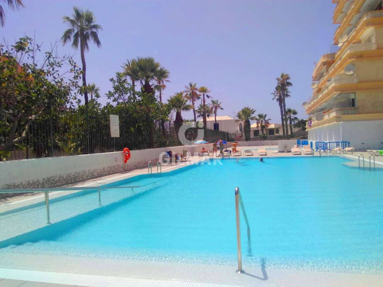 1 quarto Apartamento para venda em Playa de las Americas com piscina - 299 000 € (Ref: 9643522)