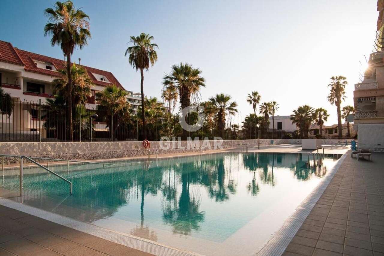 1 quarto Apartamento para venda em Playa de las Americas com piscina - 299 000 € (Ref: 9643522)