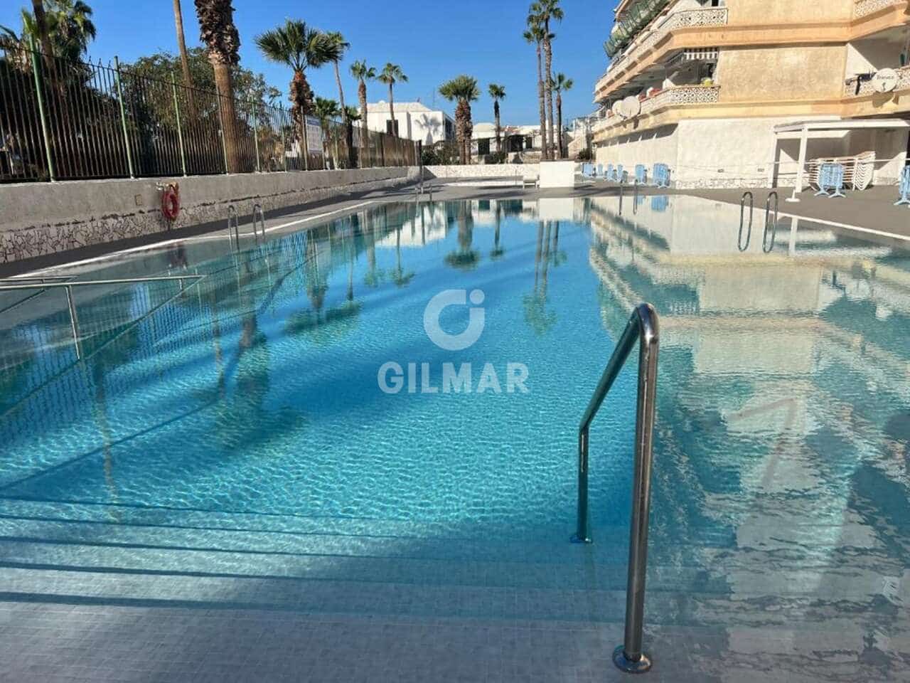 1 quarto Apartamento para venda em Playa de las Americas com piscina - 299 000 € (Ref: 9643522)