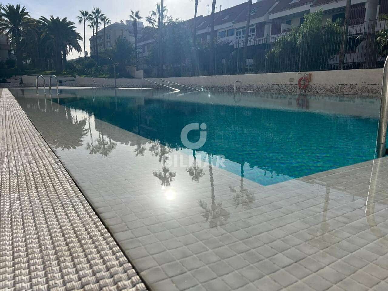 1 quarto Apartamento para venda em Playa de las Americas com piscina - 299 000 € (Ref: 9643522)