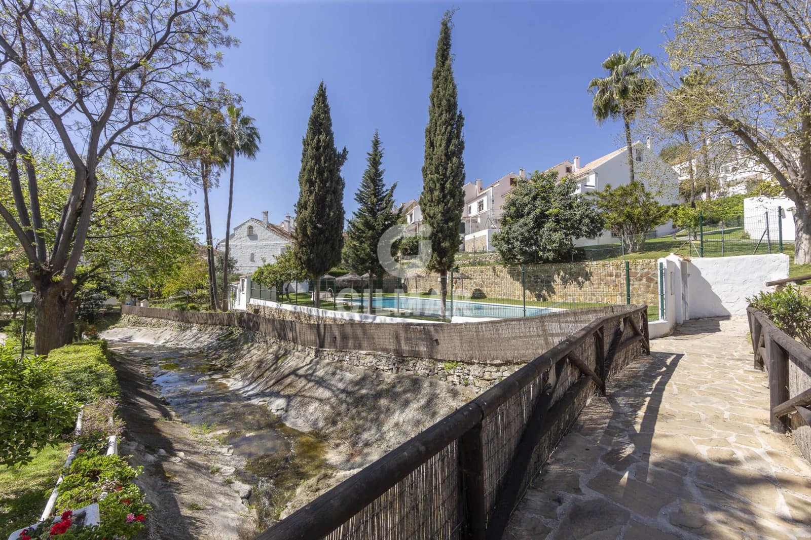 4 camera da letto Villetta a Schiera in vendita in Marbella con piscina garage - 845.000 € (Rif: 9645821)