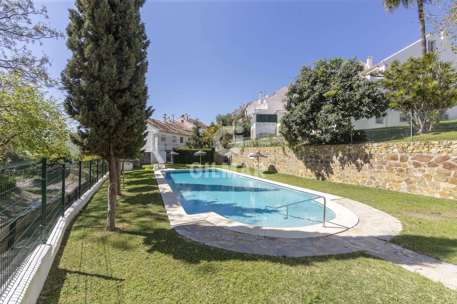 4 camera da letto Villetta a Schiera in vendita in Marbella con piscina garage - 845.000 € (Rif: 9645821)