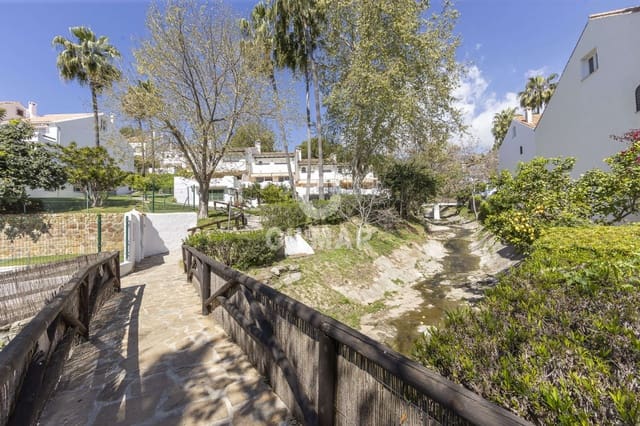 4 camera da letto Villetta a Schiera in vendita in La Carolina - Guadalpín, Marbella con piscina garage - 845.000 € (Rif: 9645821)