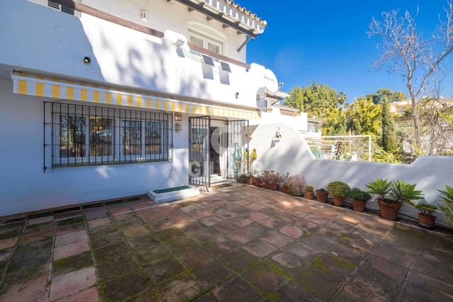 4 camera da letto Villetta a Schiera in vendita in La Carolina - Guadalpín, Marbella con piscina garage - 845.000 € (Rif: 9645821)