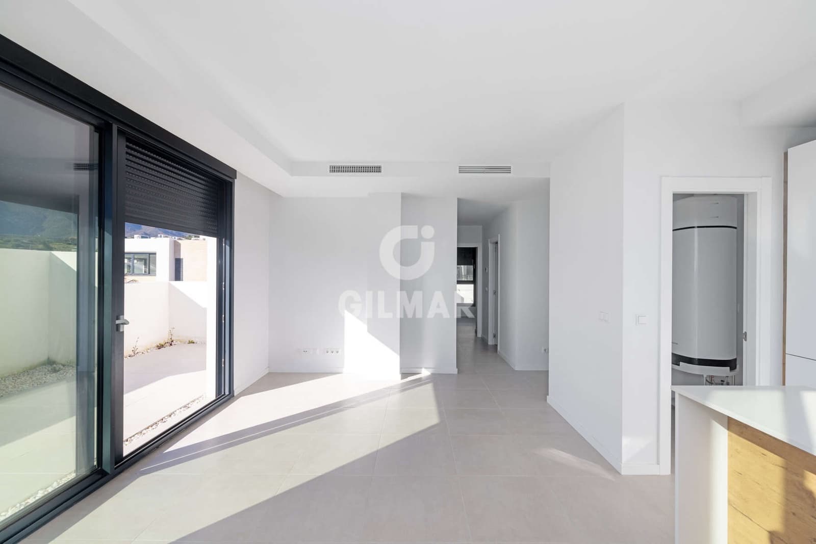 2 slaapkamer Penthouse te koop in Estepona met garage - € 510.000 (Ref: 9645822)