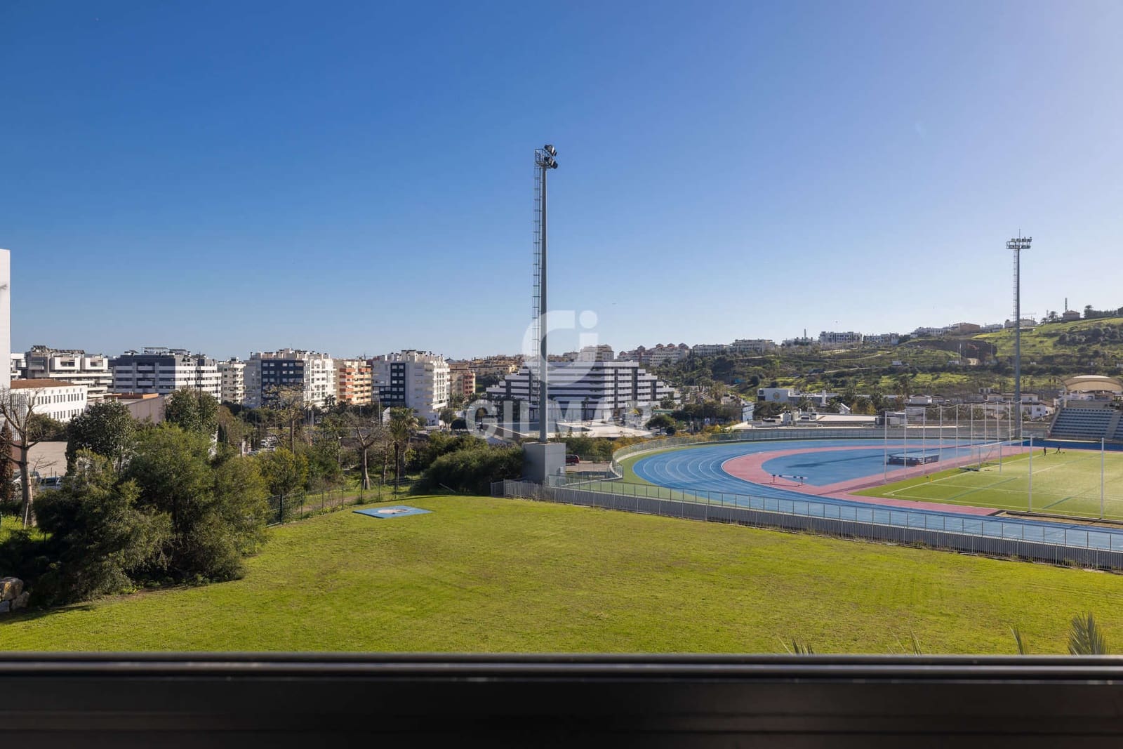 2 slaapkamer Penthouse te koop in Estepona met garage - € 510.000 (Ref: 9645822)