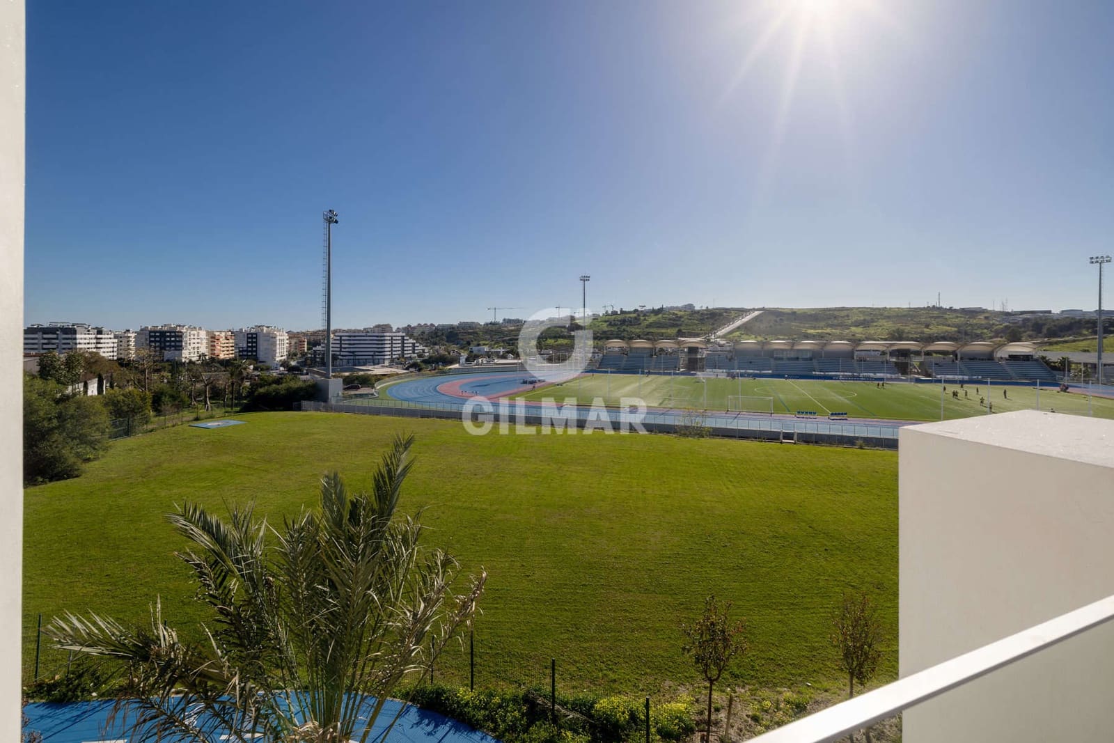 2 slaapkamer Penthouse te koop in Estepona met garage - € 510.000 (Ref: 9645822)