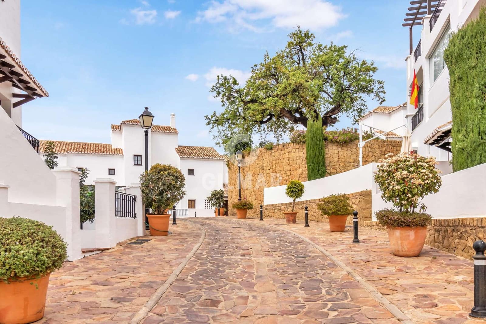 2 soverom Penthouse til salgs i Marbella med svømmebasseng garasje - € 510 000 (Ref: 9645823)