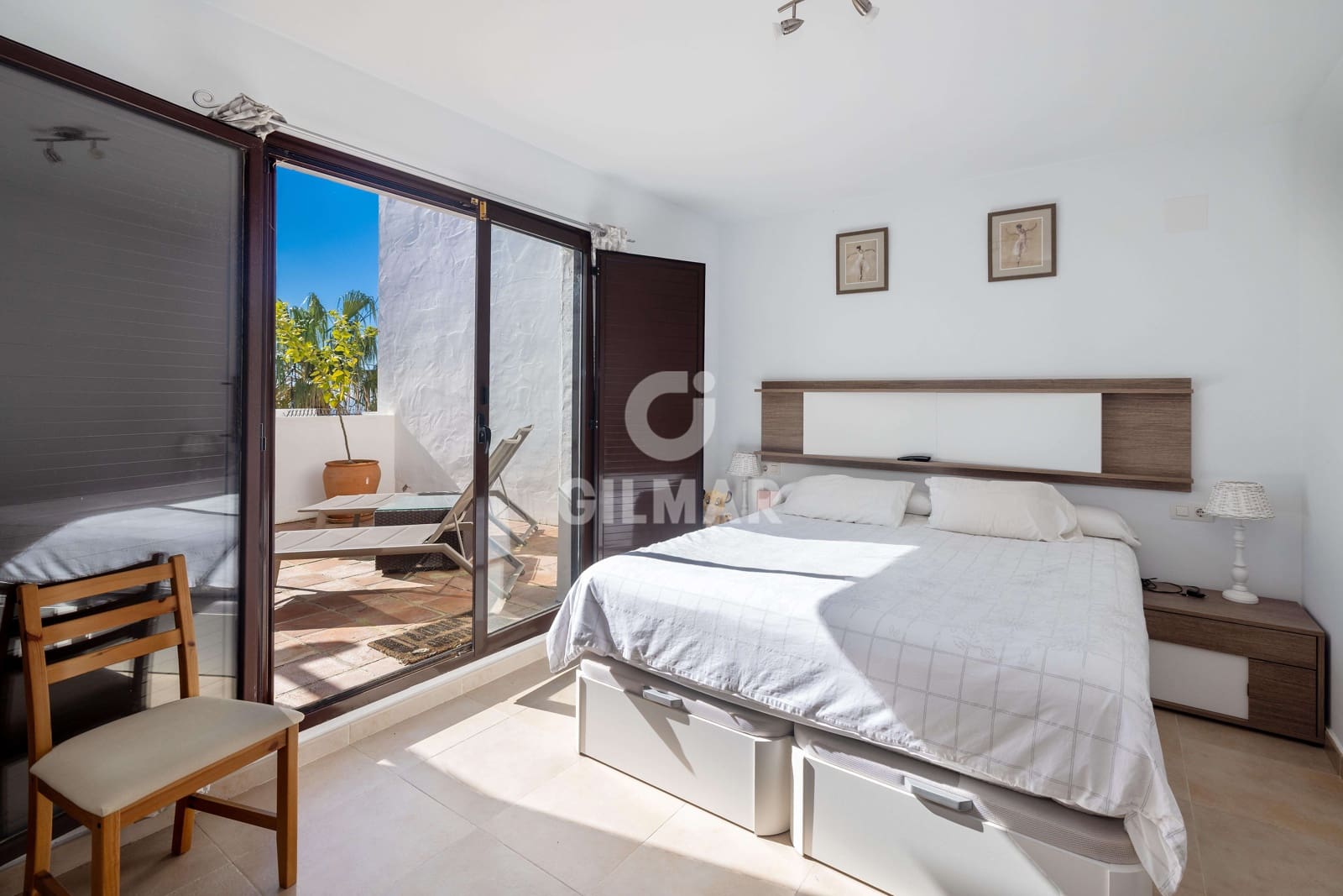 2 soverom Penthouse til salgs i Marbella med svømmebasseng garasje - € 510 000 (Ref: 9645823)