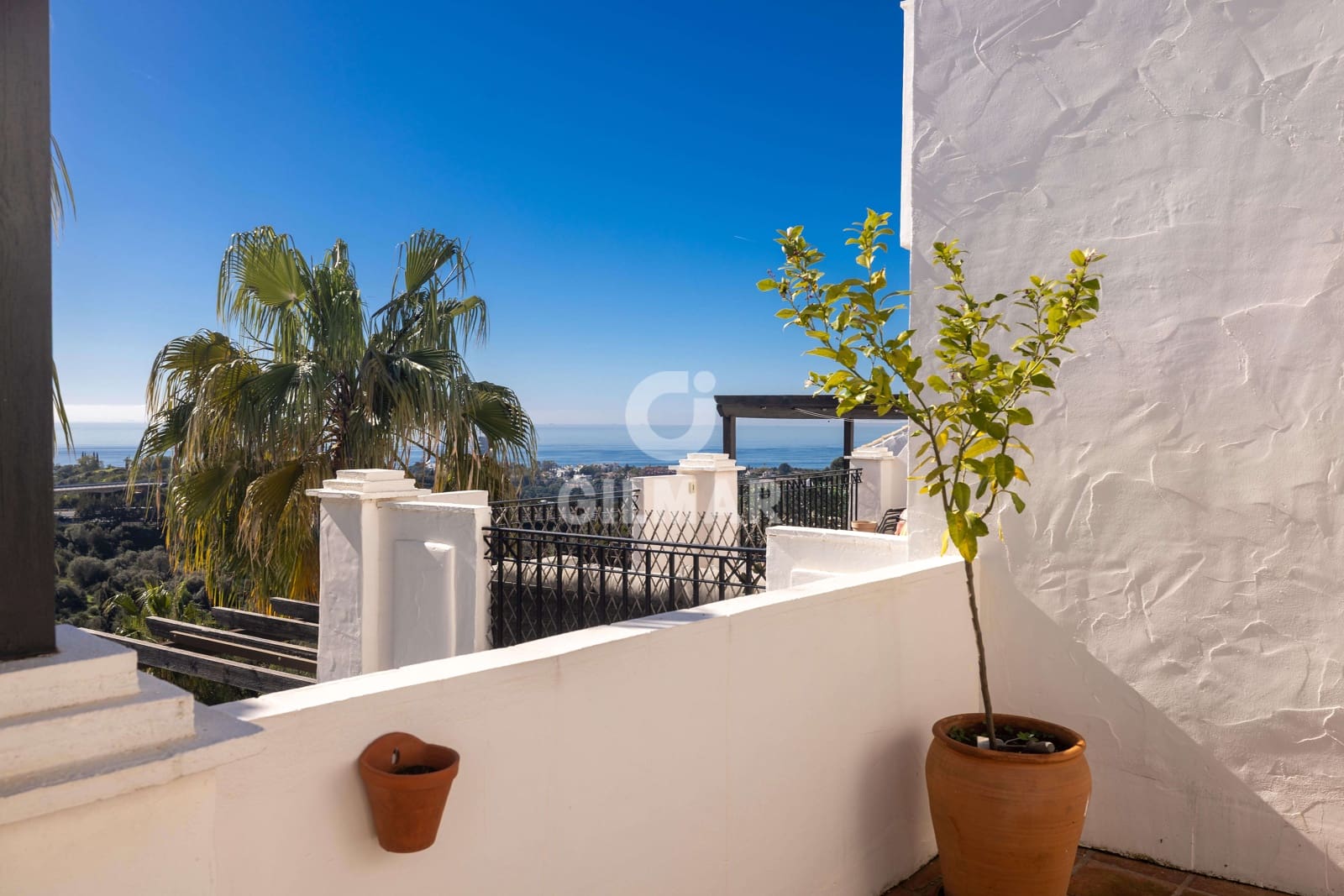 2 soverom Penthouse til salgs i Marbella med svømmebasseng garasje - € 510 000 (Ref: 9645823)