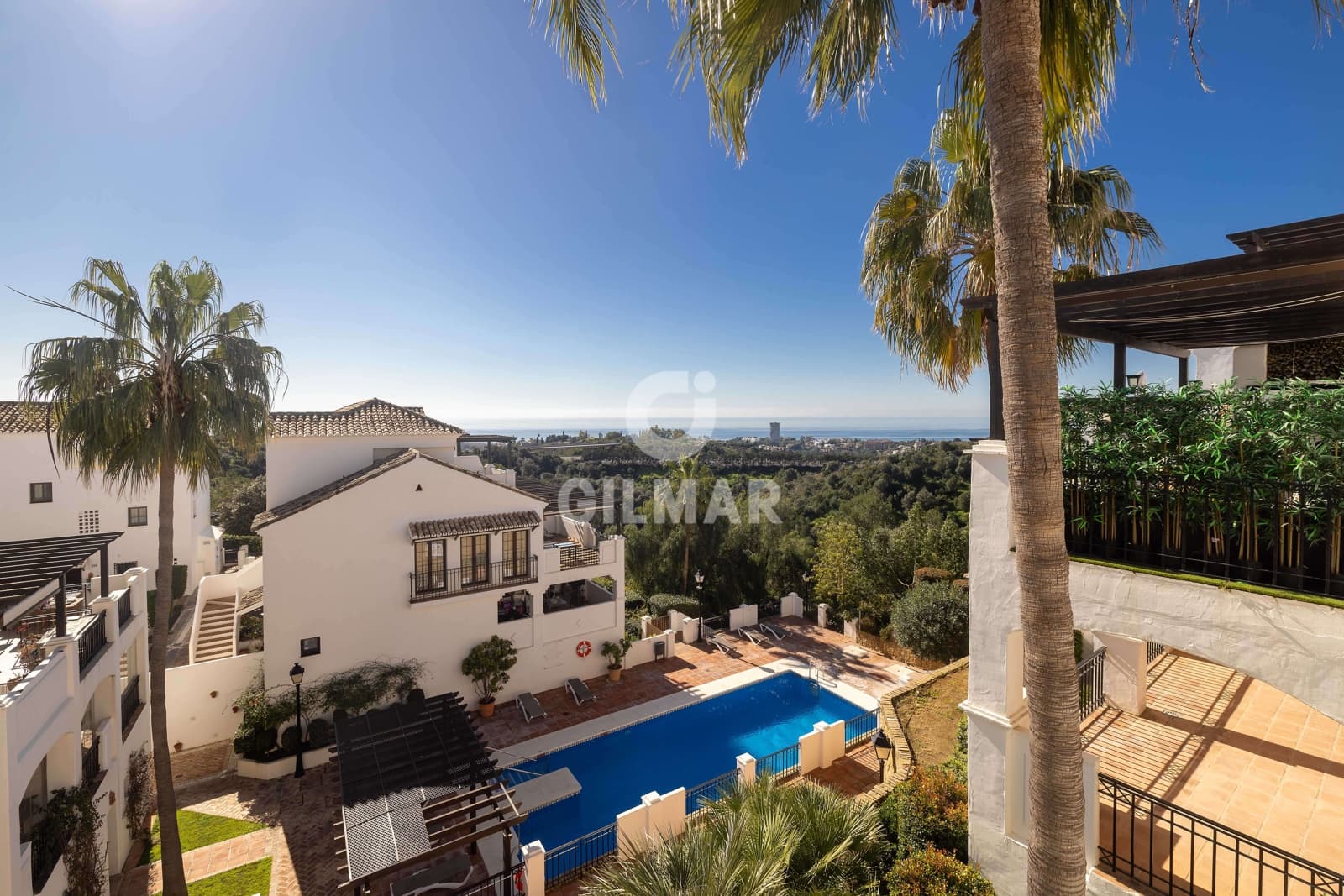 2 soverom Penthouse til salgs i Marbella med svømmebasseng garasje - € 510 000 (Ref: 9645823)