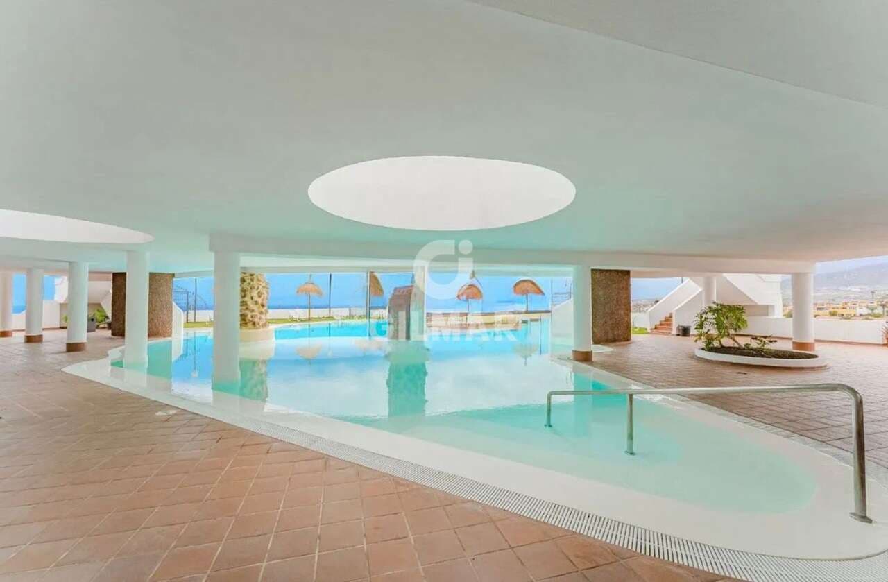 1 soverom Leilighet til salgs i Costa Adeje med svømmebasseng - € 270 000 (Ref: 9646251)