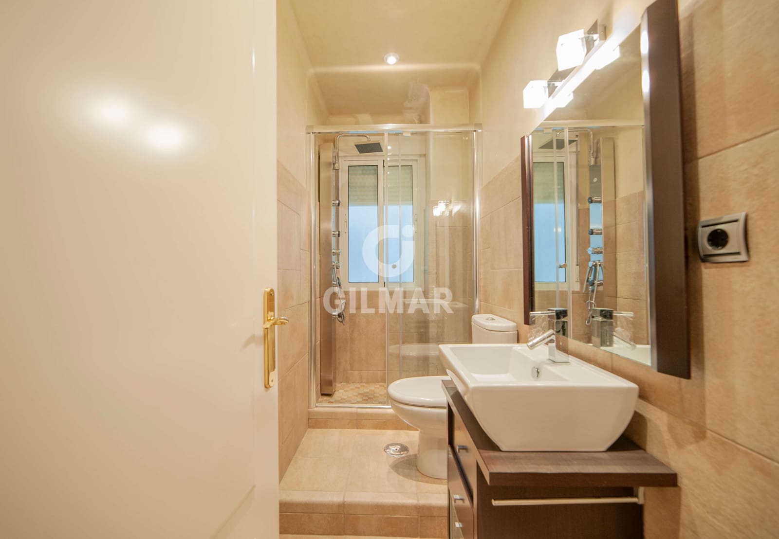 5 sovrum Lägenhet till salu i Sevilla stad med garage - 1 750 000 € (Ref: 9646414)