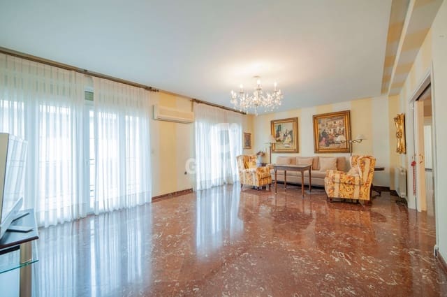 5 sovrum Lägenhet till salu i Museo, Sevilla stad med garage - 1 750 000 € (Ref: 9646414)