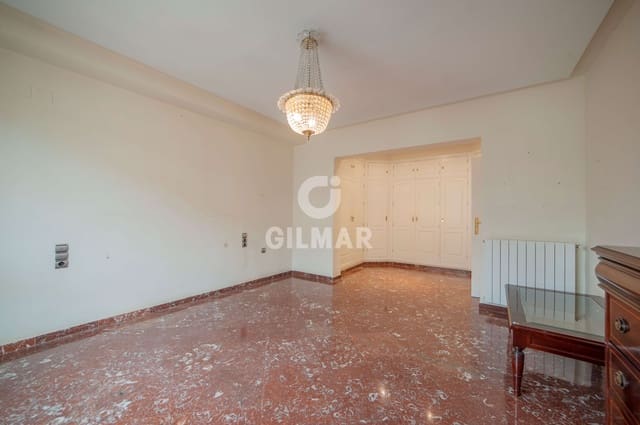 5 sovrum Lägenhet till salu i Museo, Sevilla stad med garage - 1 750 000 € (Ref: 9646414)