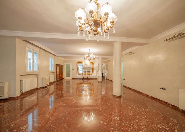 5 sovrum Lägenhet till salu i Museo, Sevilla stad med garage - 1 750 000 € (Ref: 9646414)