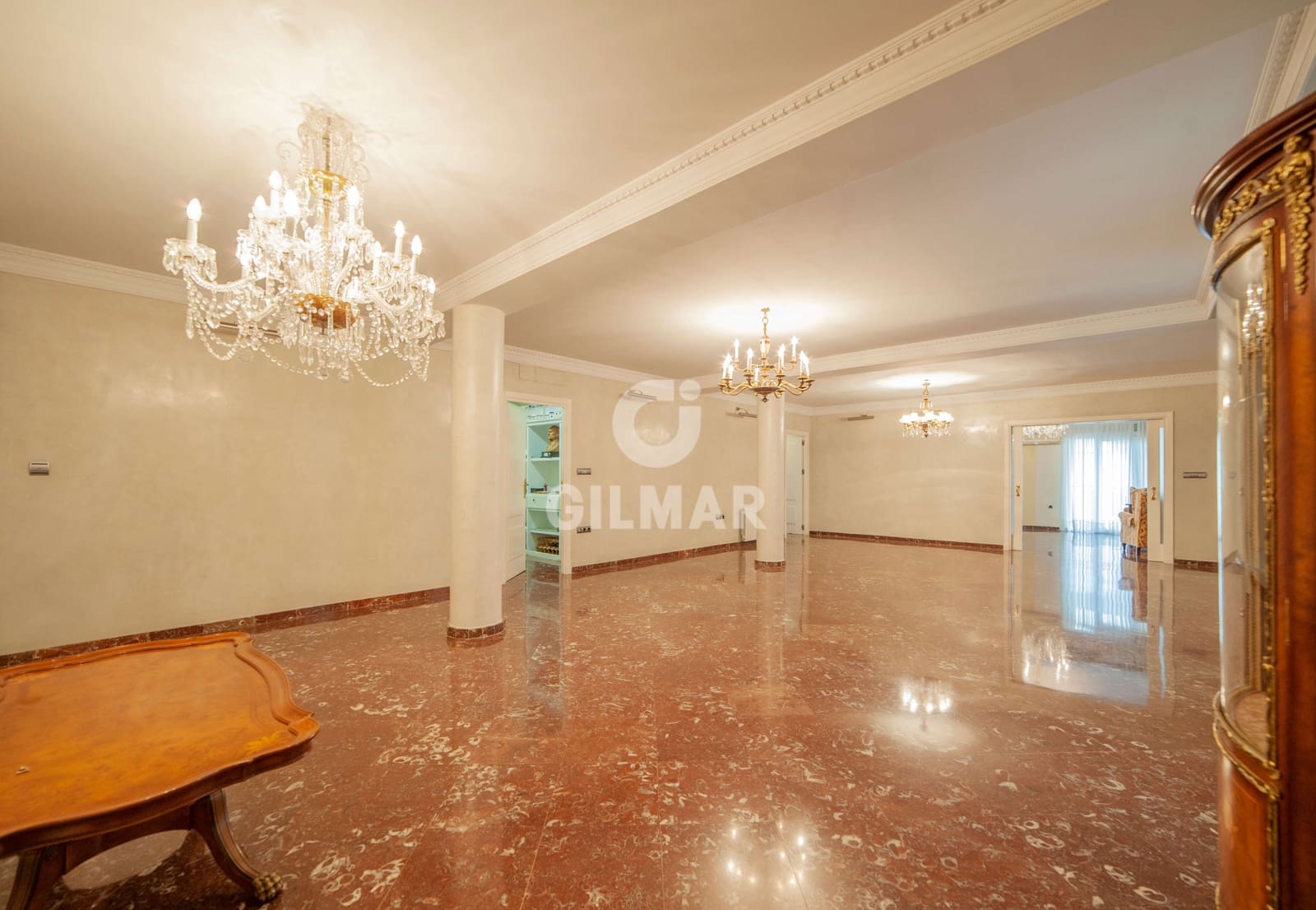 5 sovrum Lägenhet till salu i Sevilla stad med garage - 1 750 000 € (Ref: 9646414)