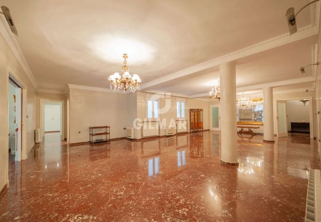 5 sovrum Lägenhet till salu i Museo, Sevilla stad med garage - 1 750 000 € (Ref: 9646414)