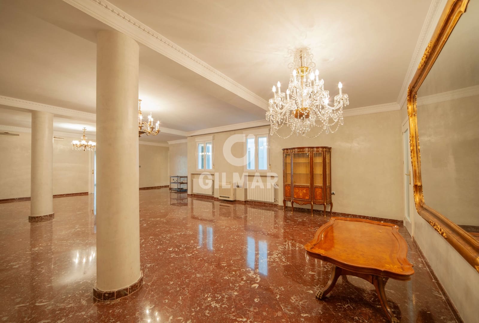 5 sovrum Lägenhet till salu i Sevilla stad med garage - 1 750 000 € (Ref: 9646414)