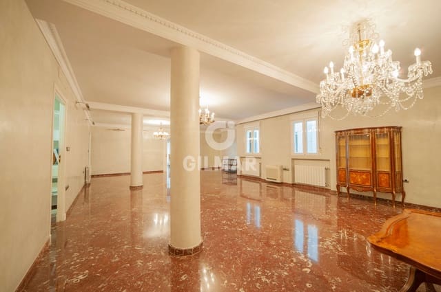 5 sovrum Lägenhet till salu i Museo, Sevilla stad med garage - 1 750 000 € (Ref: 9646414)