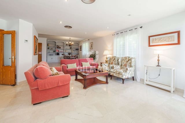 8 Zimmer Villa zu verkaufen in Castilleja de la Cuesta mit Pool - 750.000 € (Ref: 9646418)