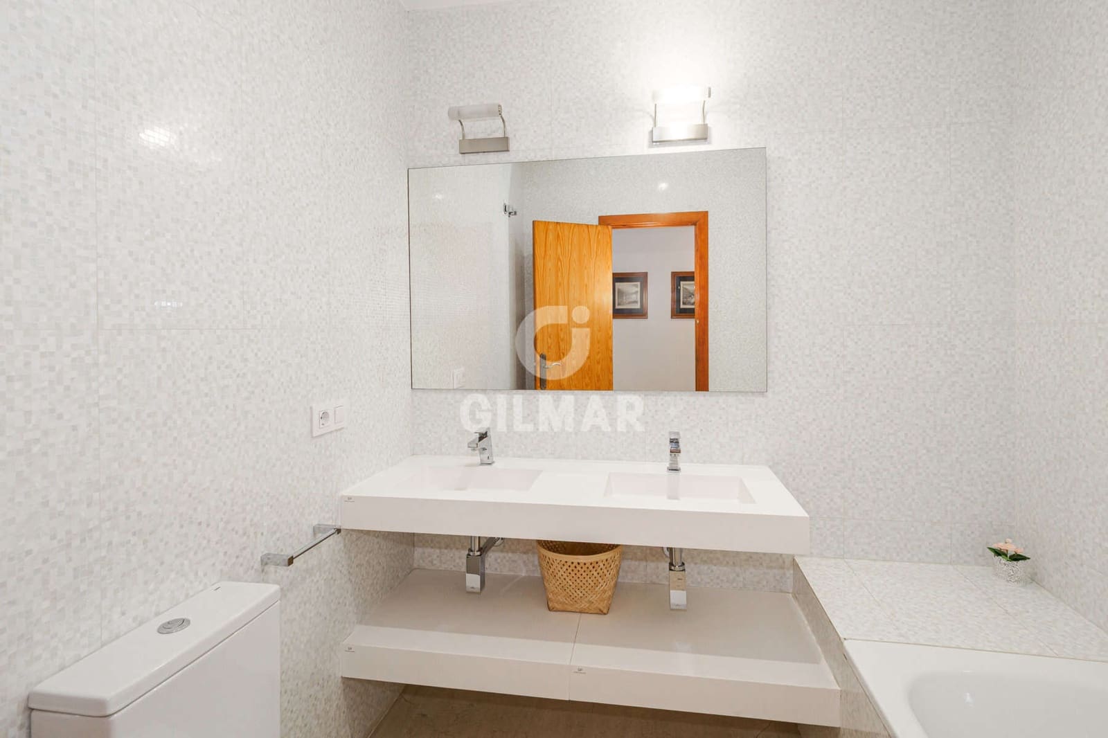 8 Zimmer Villa zu verkaufen in Castilleja de la Cuesta mit Pool - 750.000 € (Ref: 9646418)