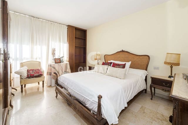 4 sovrum Lägenhet till salu i Museo, Sevilla stad - 785 000 € (Ref: 9646420)