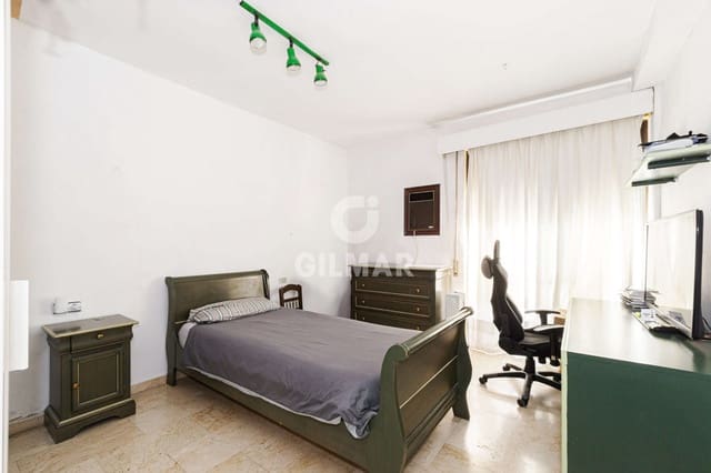 4 sovrum Lägenhet till salu i Museo, Sevilla stad - 785 000 € (Ref: 9646420)